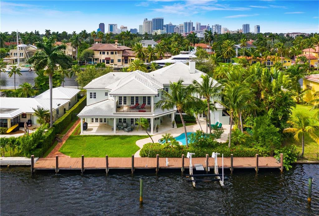 400 Isle Of Palms Dr