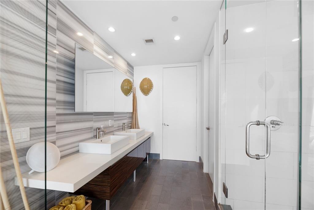 1100 Biscayne Blvd 2803