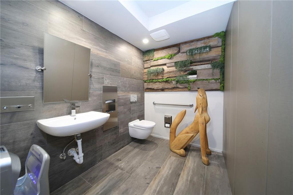 1100 Biscayne Blvd 2803