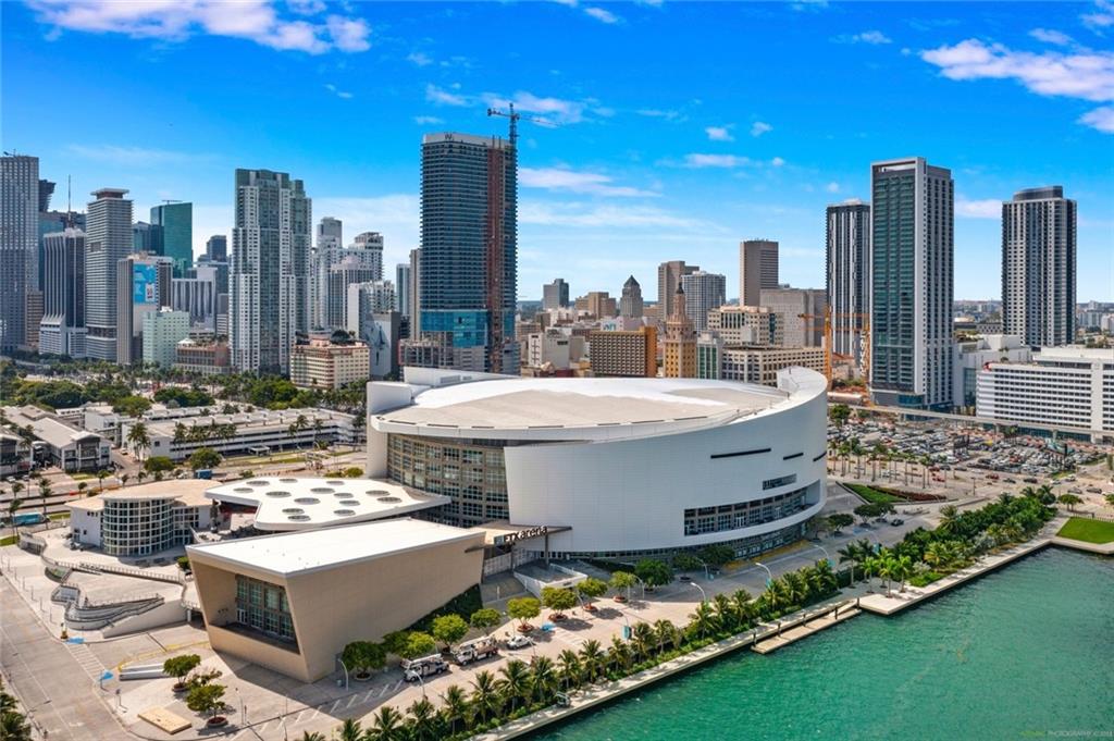 1100 Biscayne Blvd 2803