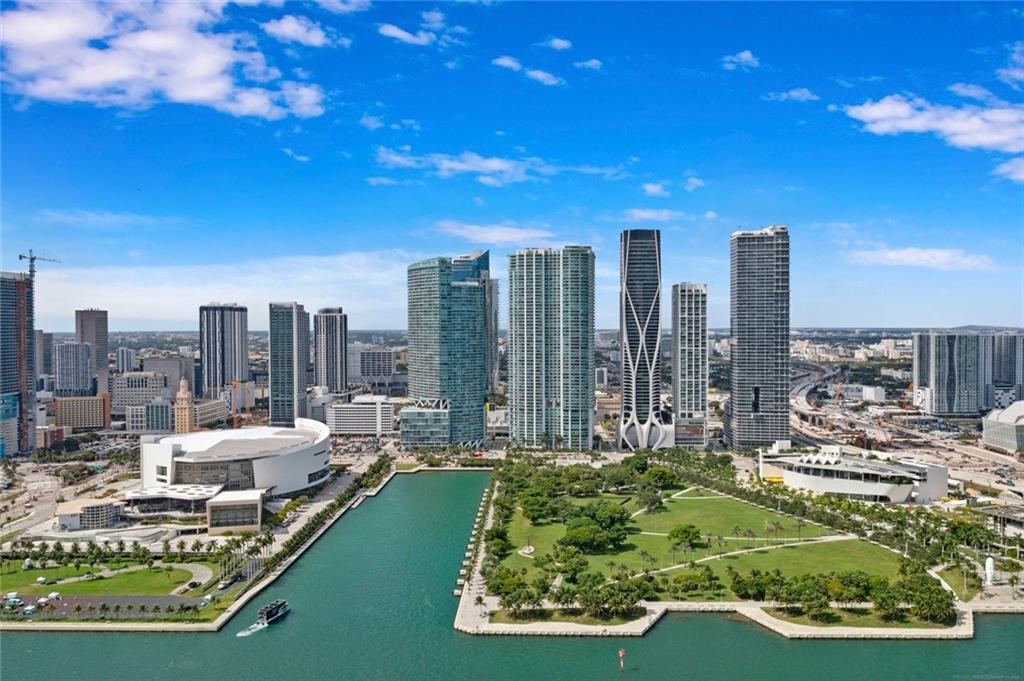 1100 Biscayne Blvd 2803