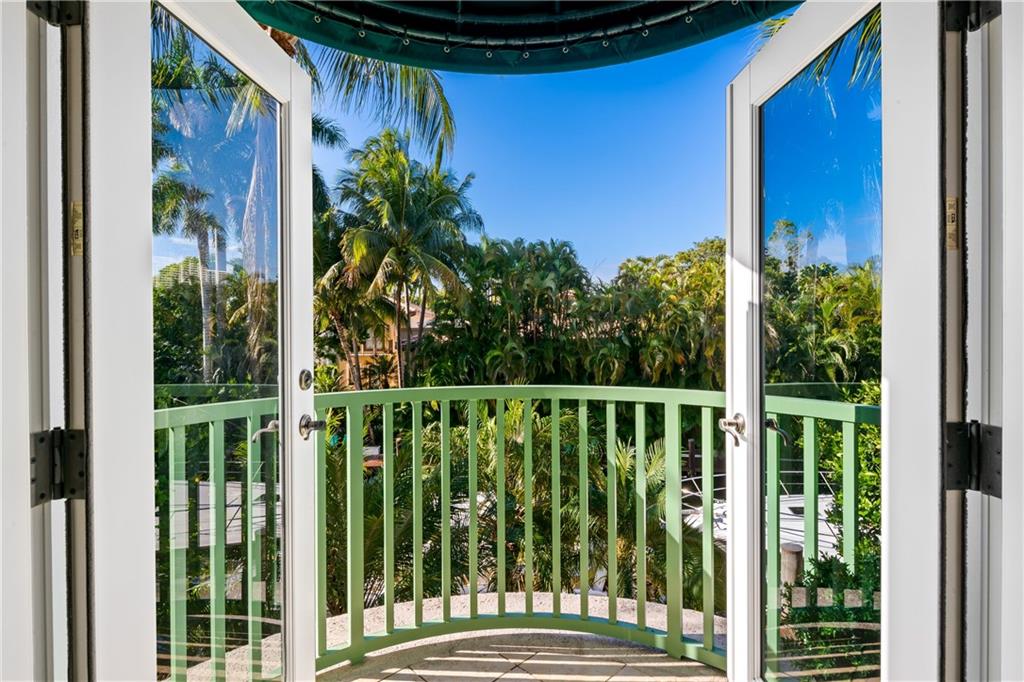 313 Tarpon Drive 313