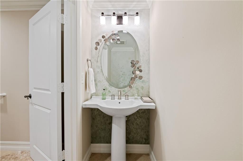 313 Tarpon Drive 313