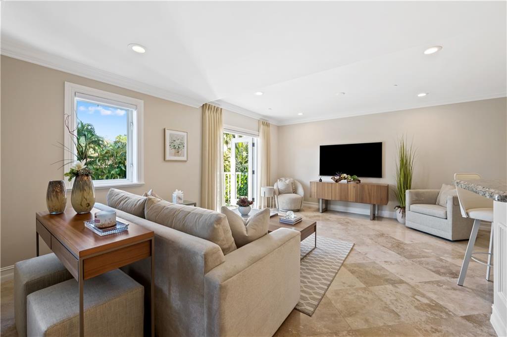 313 Tarpon Drive 313