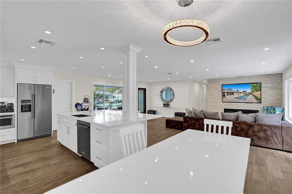 276 Allenwood Dr