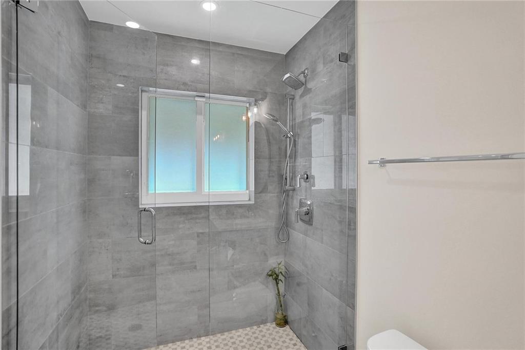 276 Allenwood Dr
