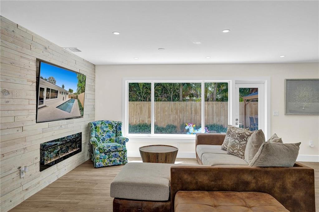 276 Allenwood Dr