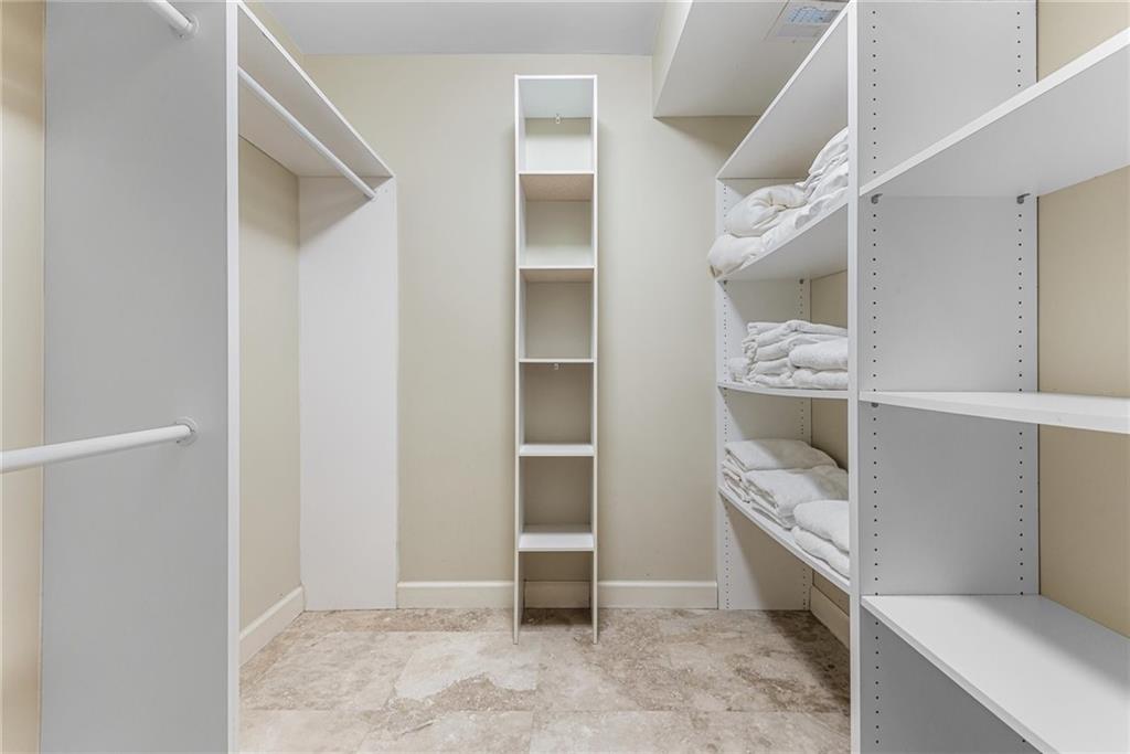 2100 S Ocean Lane 1703