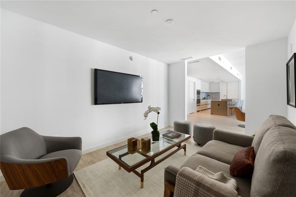 525 N Ft Lauderdale Bch Bl 902