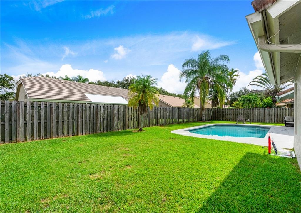 10391 NW 18th Mnr