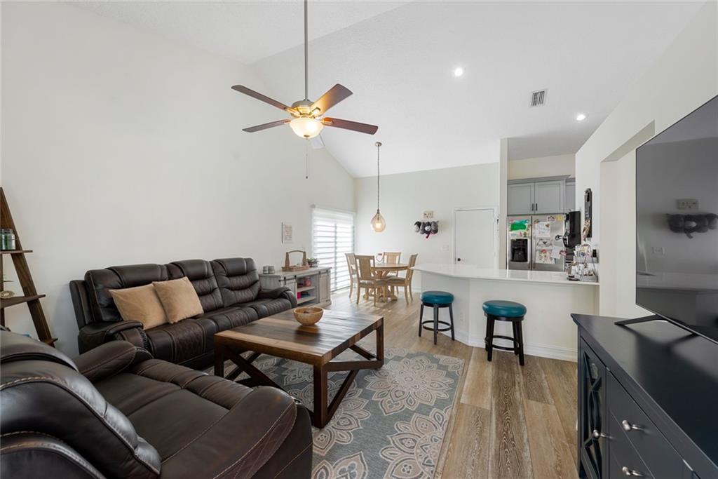 10391 NW 18th Mnr