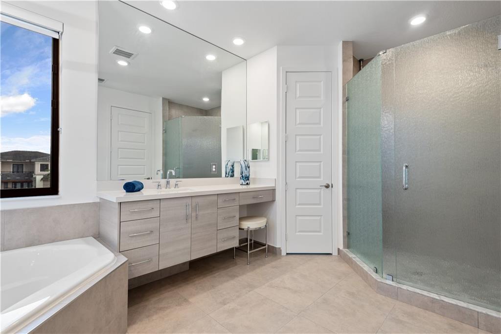 10515 Mira Vista Dr