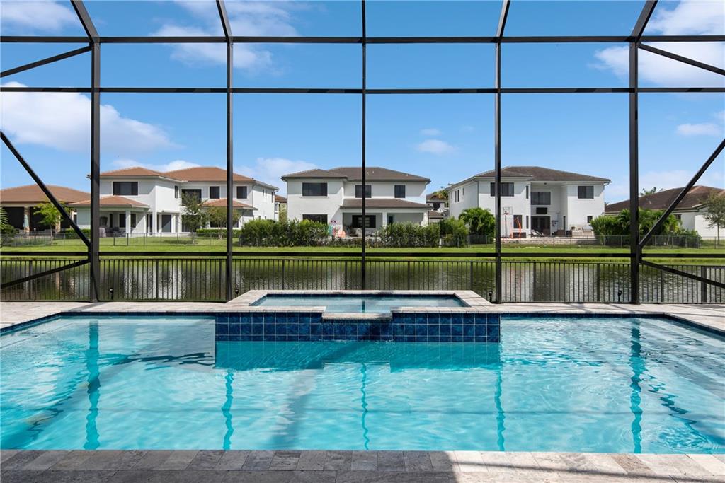 10515 Mira Vista Dr