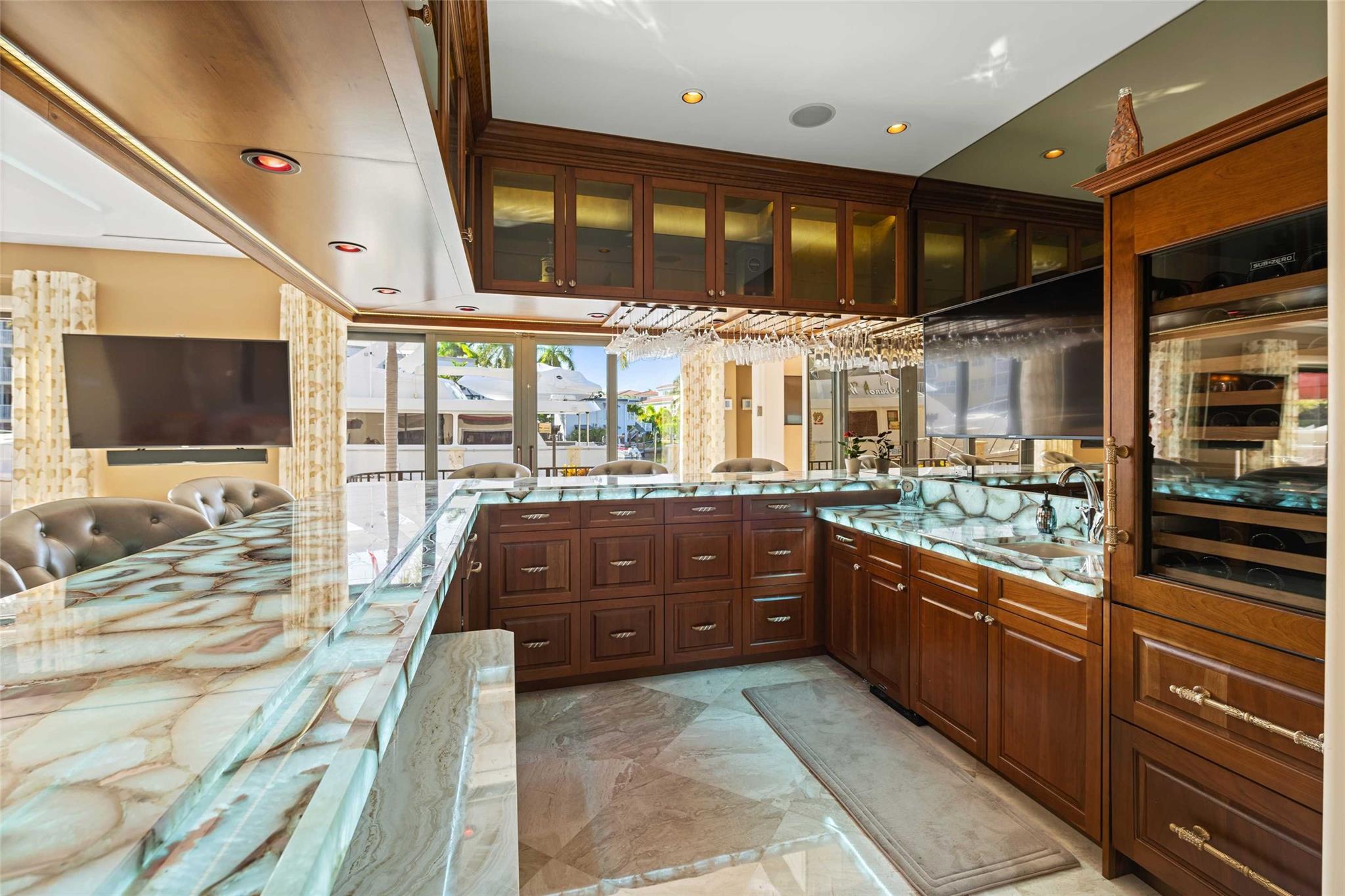 1265 Seminole Dr