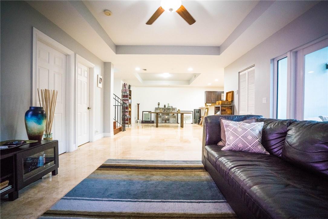 1110 NE 17th Way
