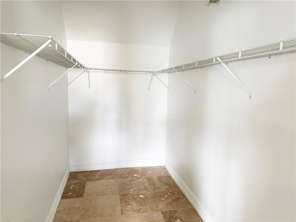 1110 NE 17th Way