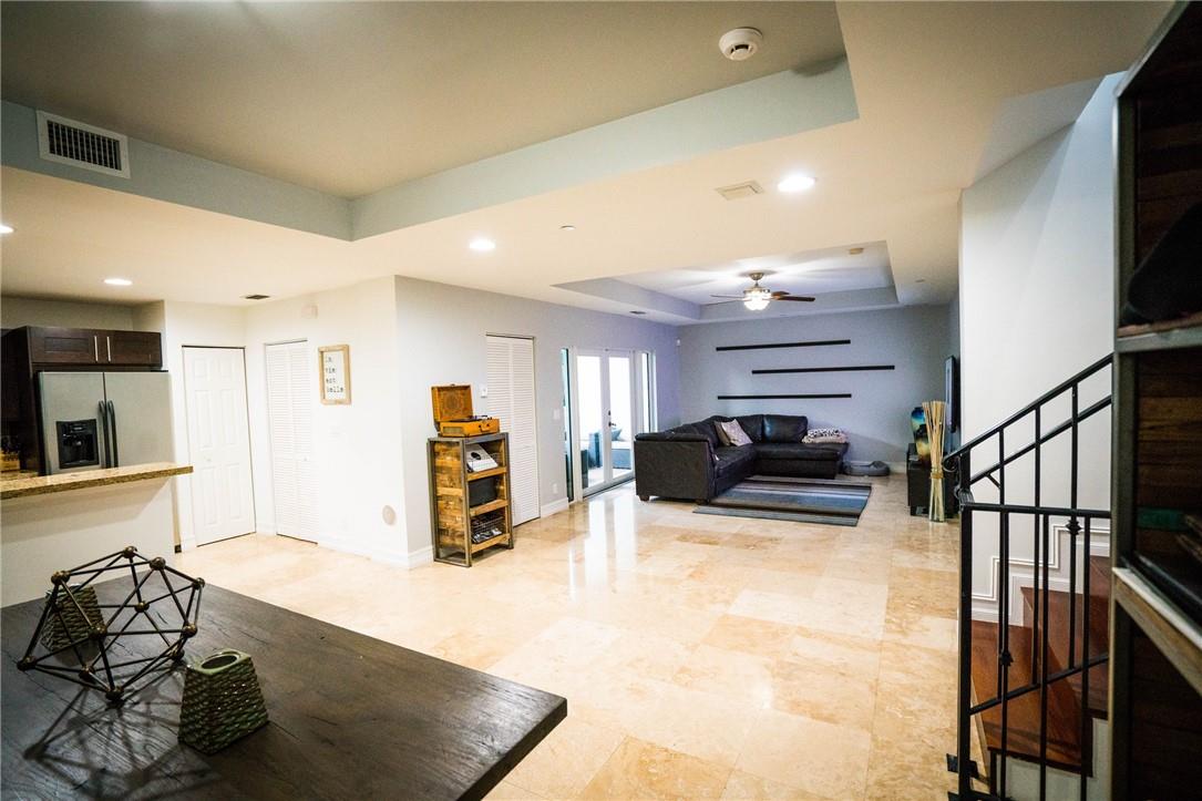 1110 NE 17th Way