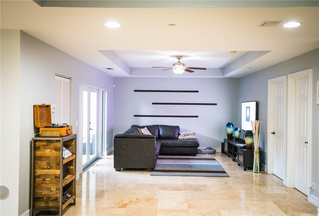 1110 NE 17th Way