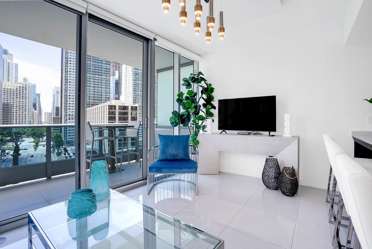 200 Biscayne Boulevard Way 903