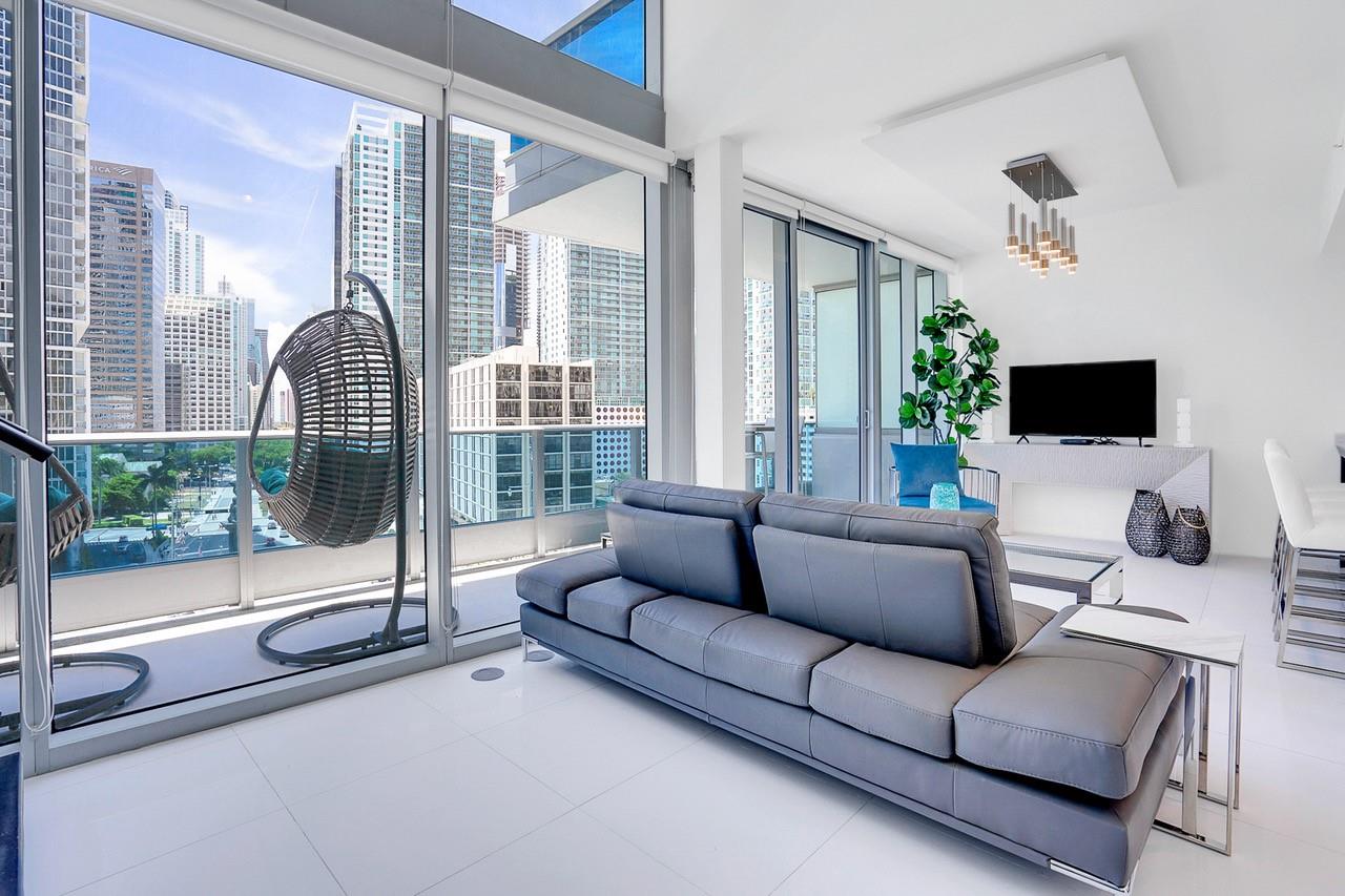 200 Biscayne Boulevard Way 903