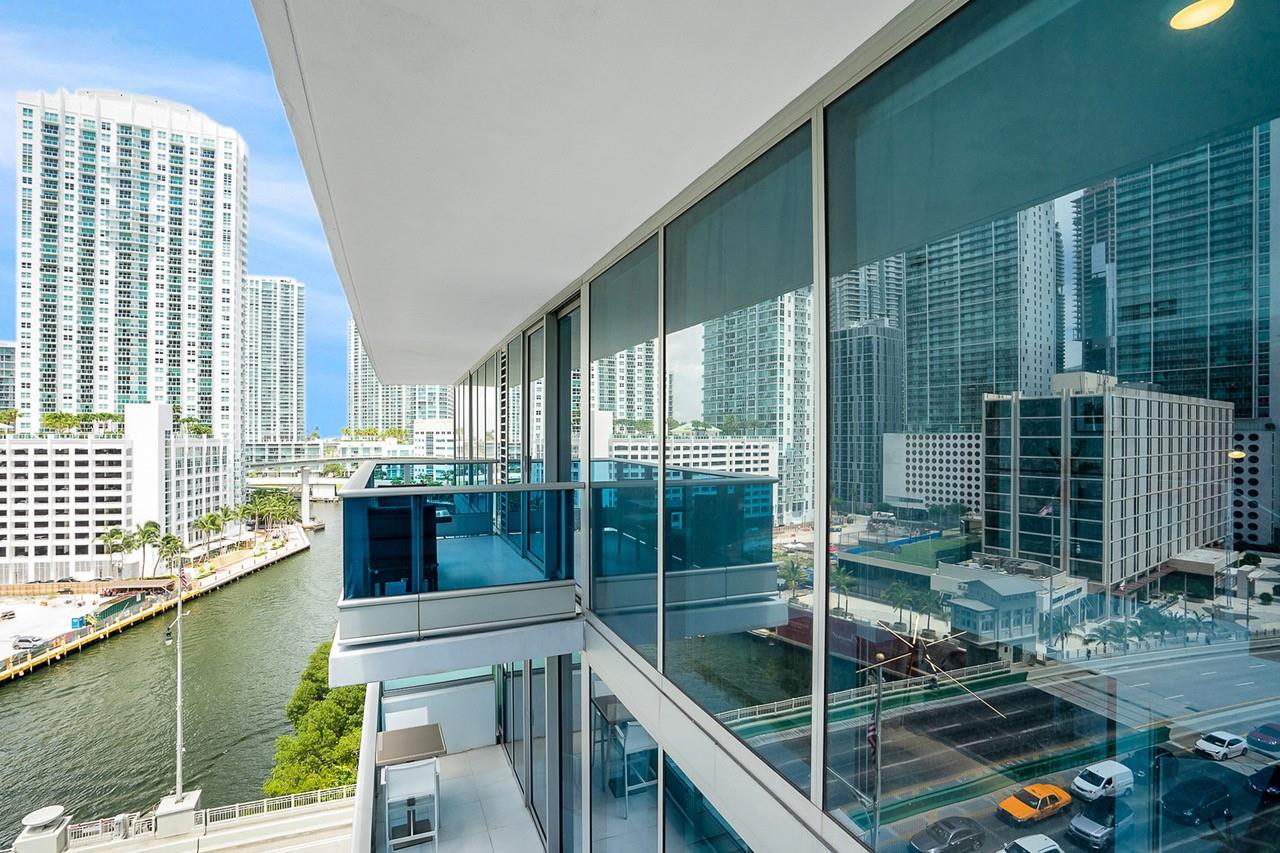 200 Biscayne Boulevard Way 903