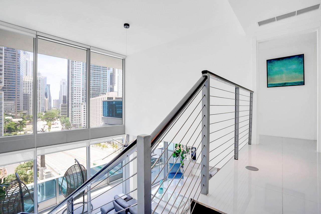 200 Biscayne Boulevard Way 903