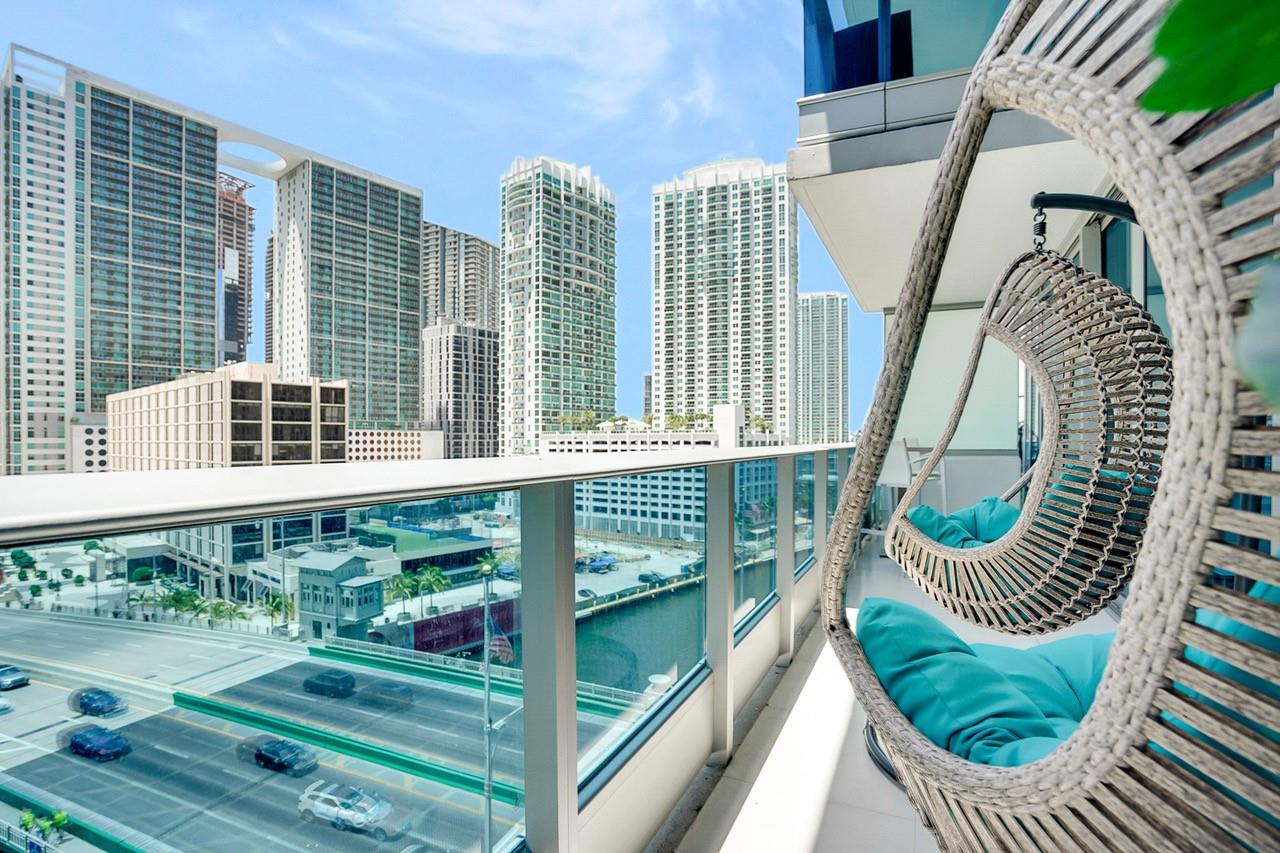 200 Biscayne Boulevard Way 903