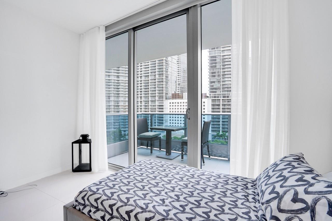 200 Biscayne Boulevard Way 903