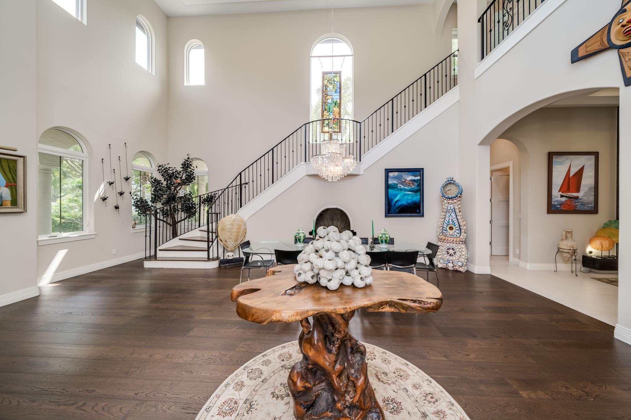 1248 N Rio Vista Blvd
