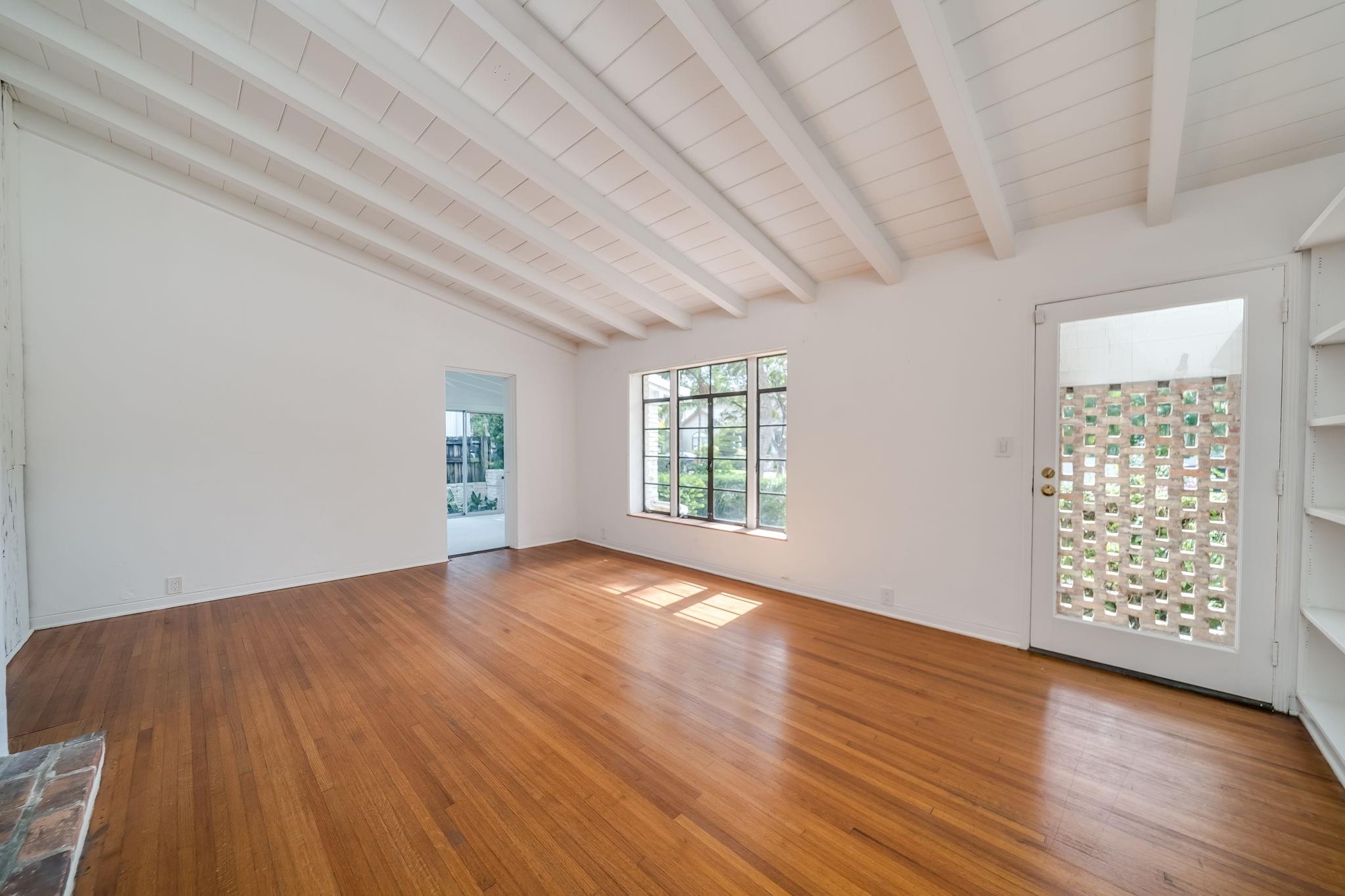 2605 Datura Ct