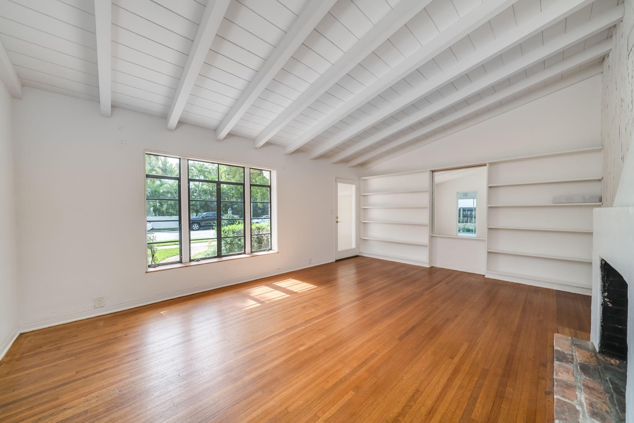 2605 Datura Ct