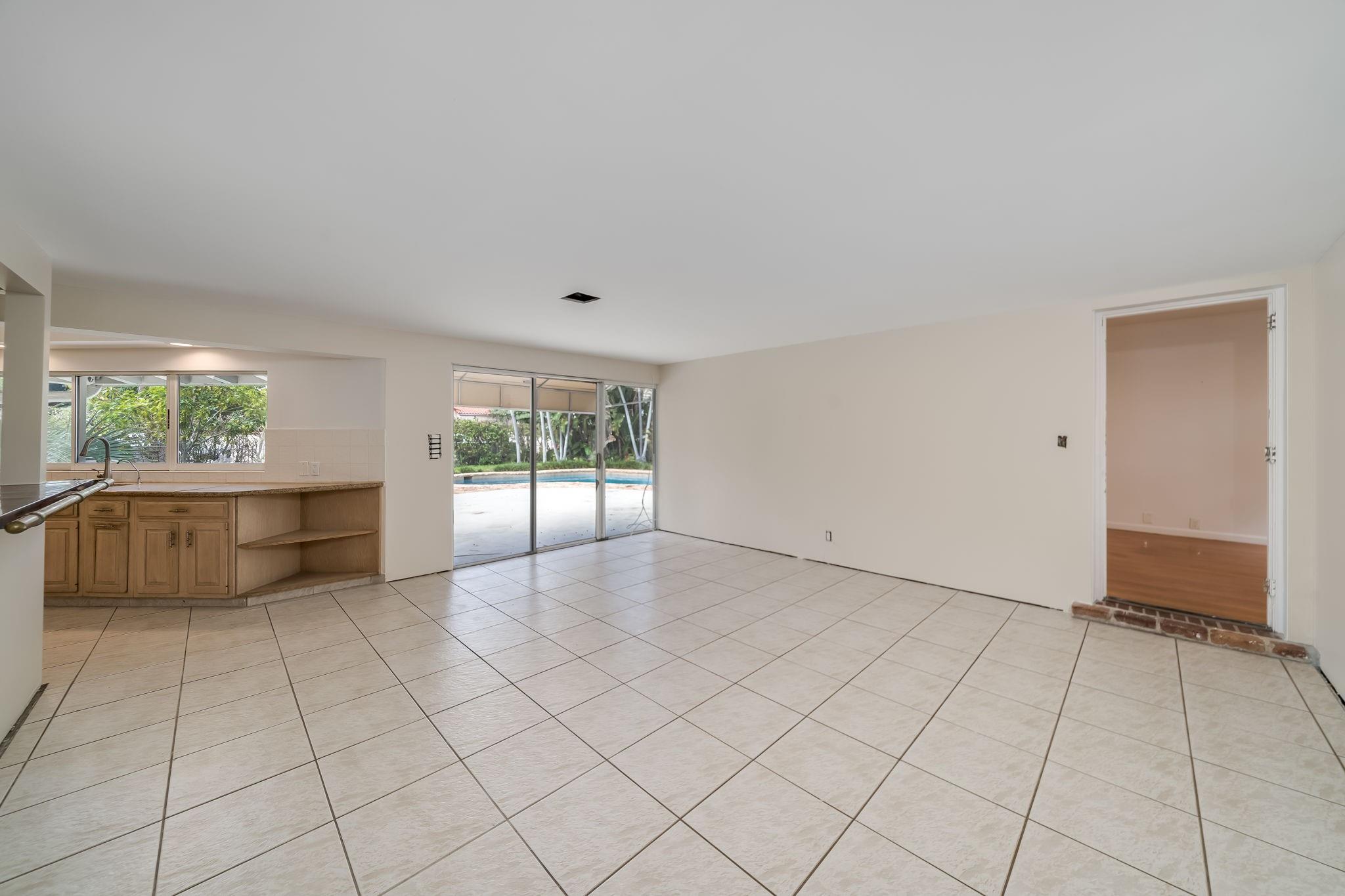 2605 Datura Ct