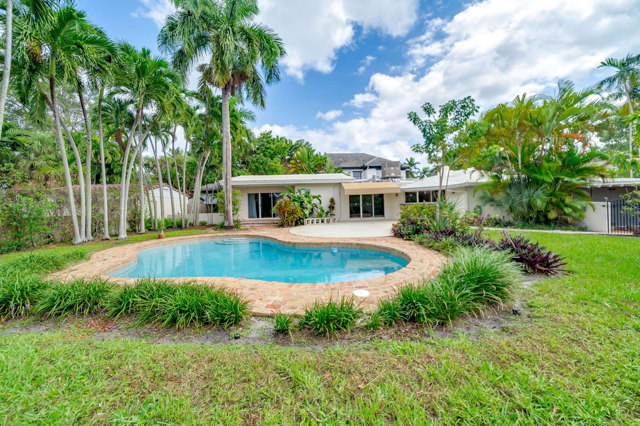 2605 Datura Ct