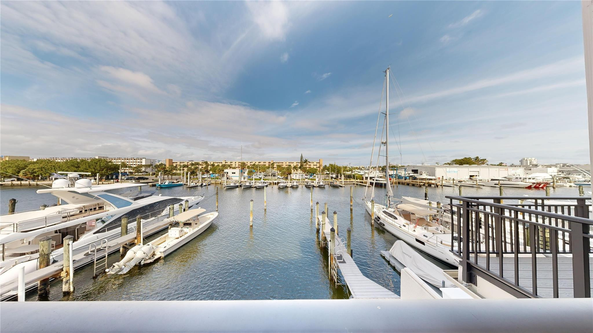 35 Port Side Dr