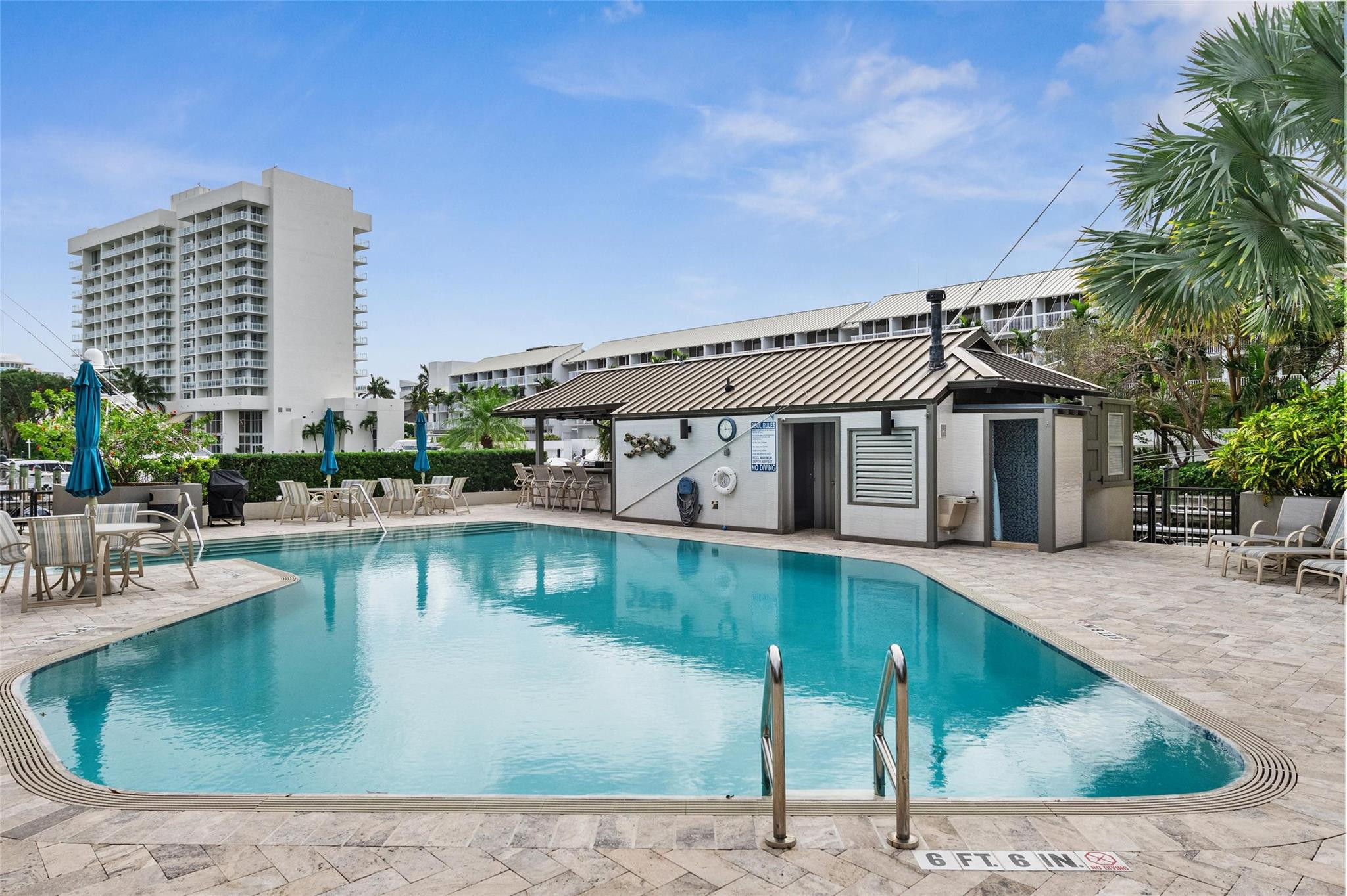 35 Port Side Dr