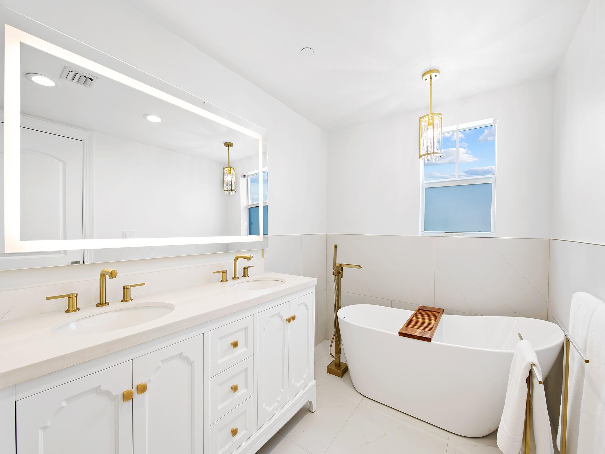 701 SE 16th Street 5