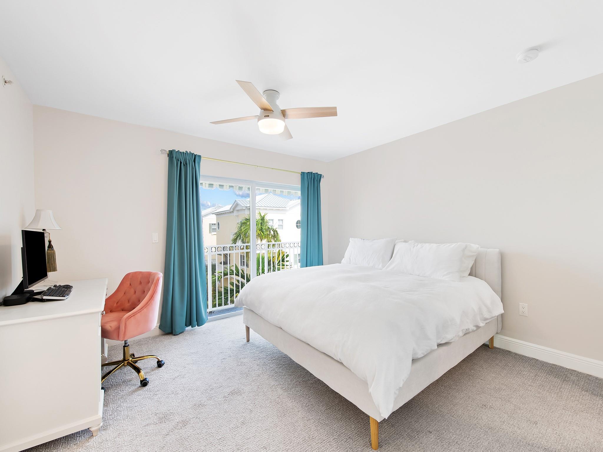 701 SE 16th Street 5