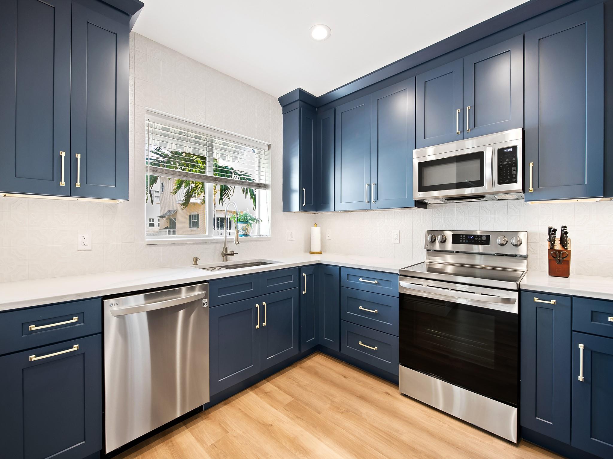 701 SE 16th Street 5