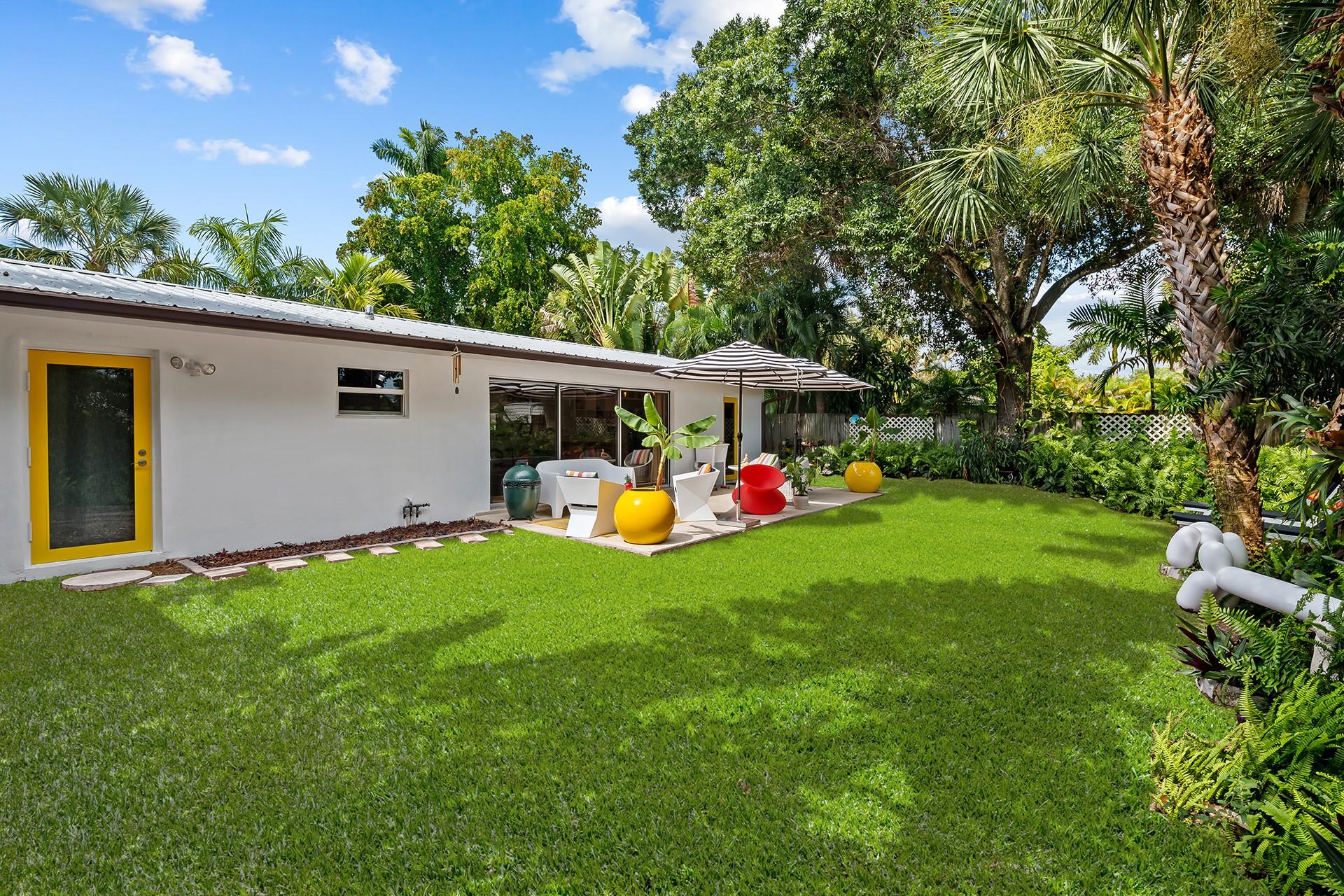 1713 SW 4th Ct