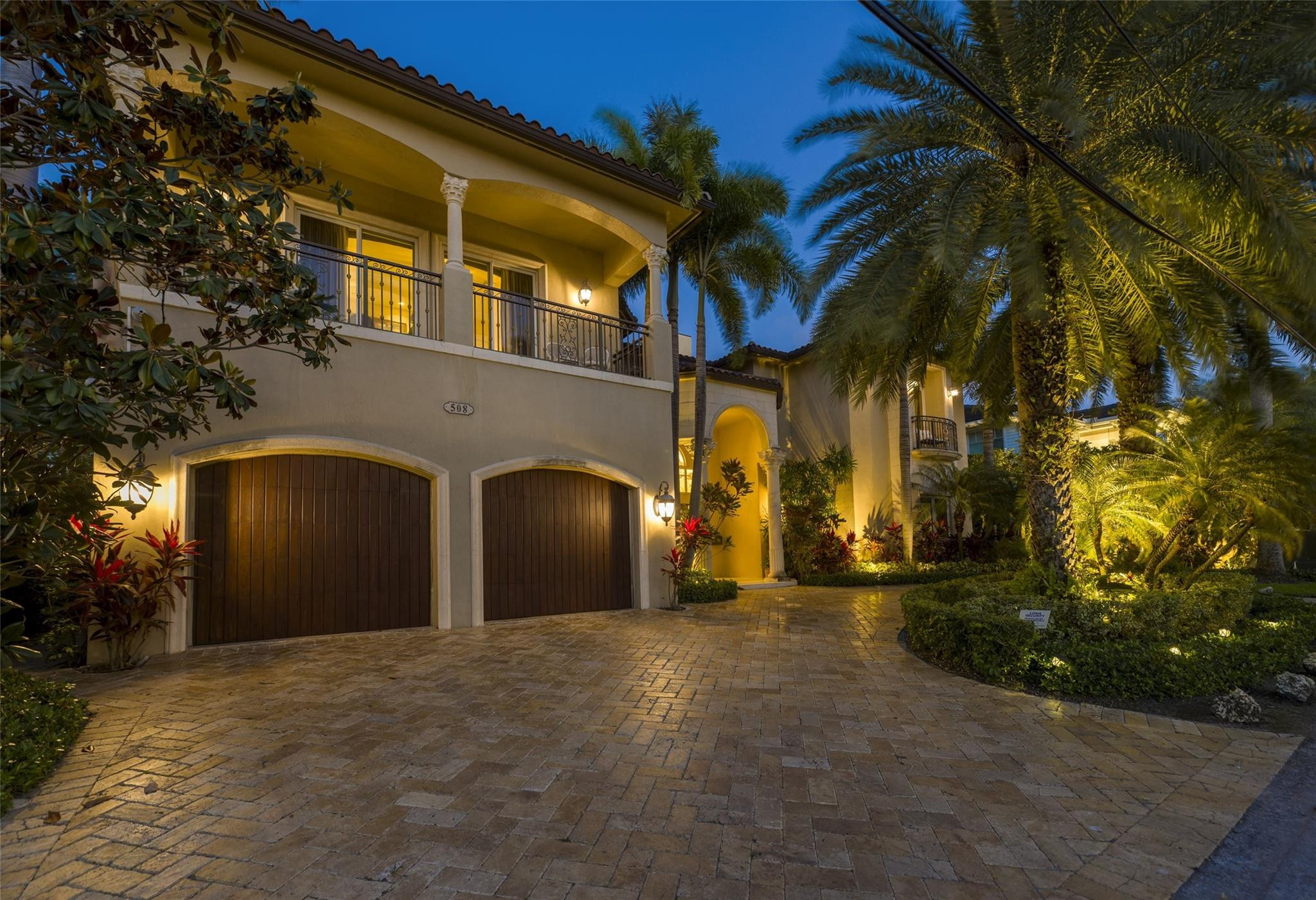 508 Isle Of Palms Dr