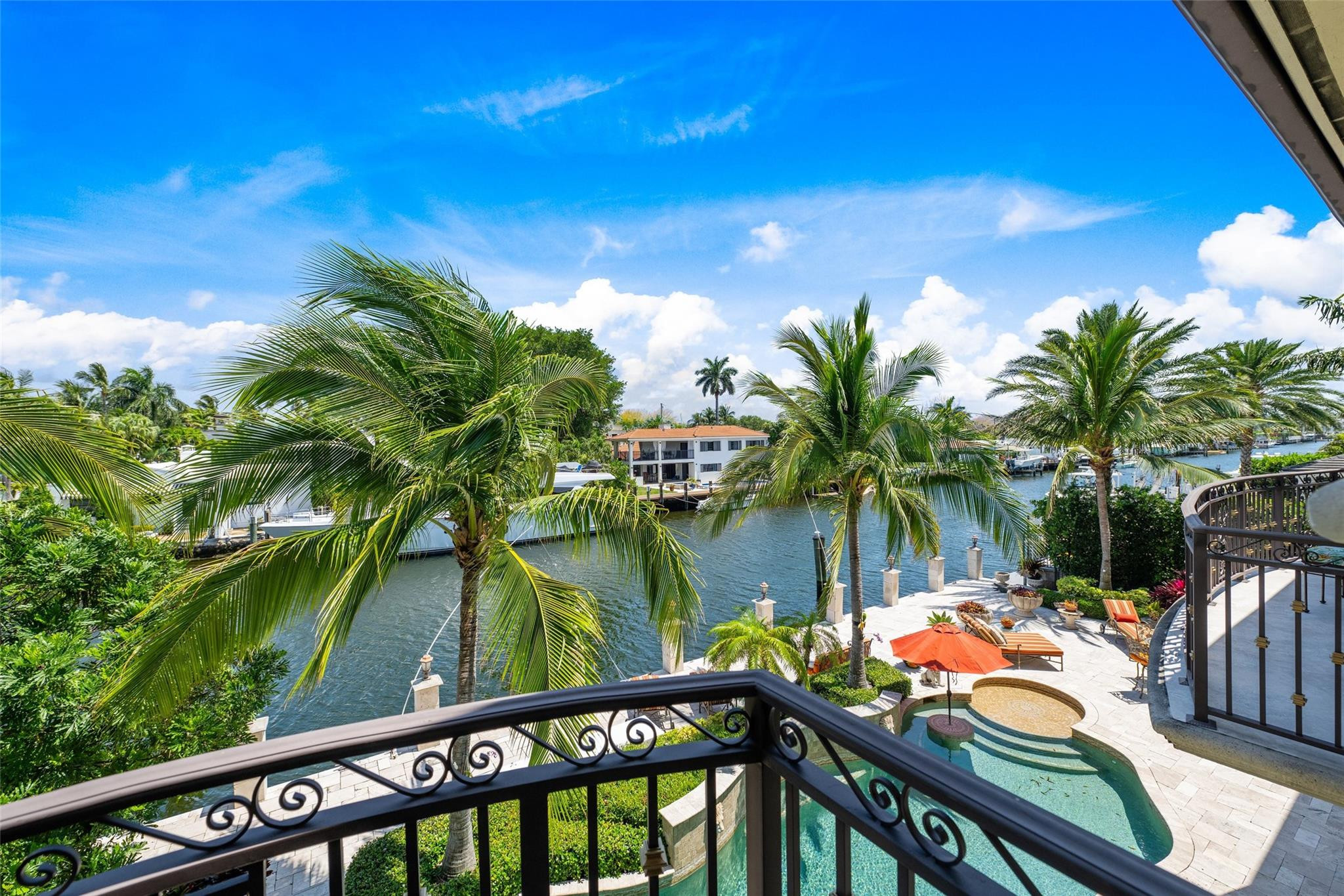 508 Isle Of Palms Dr