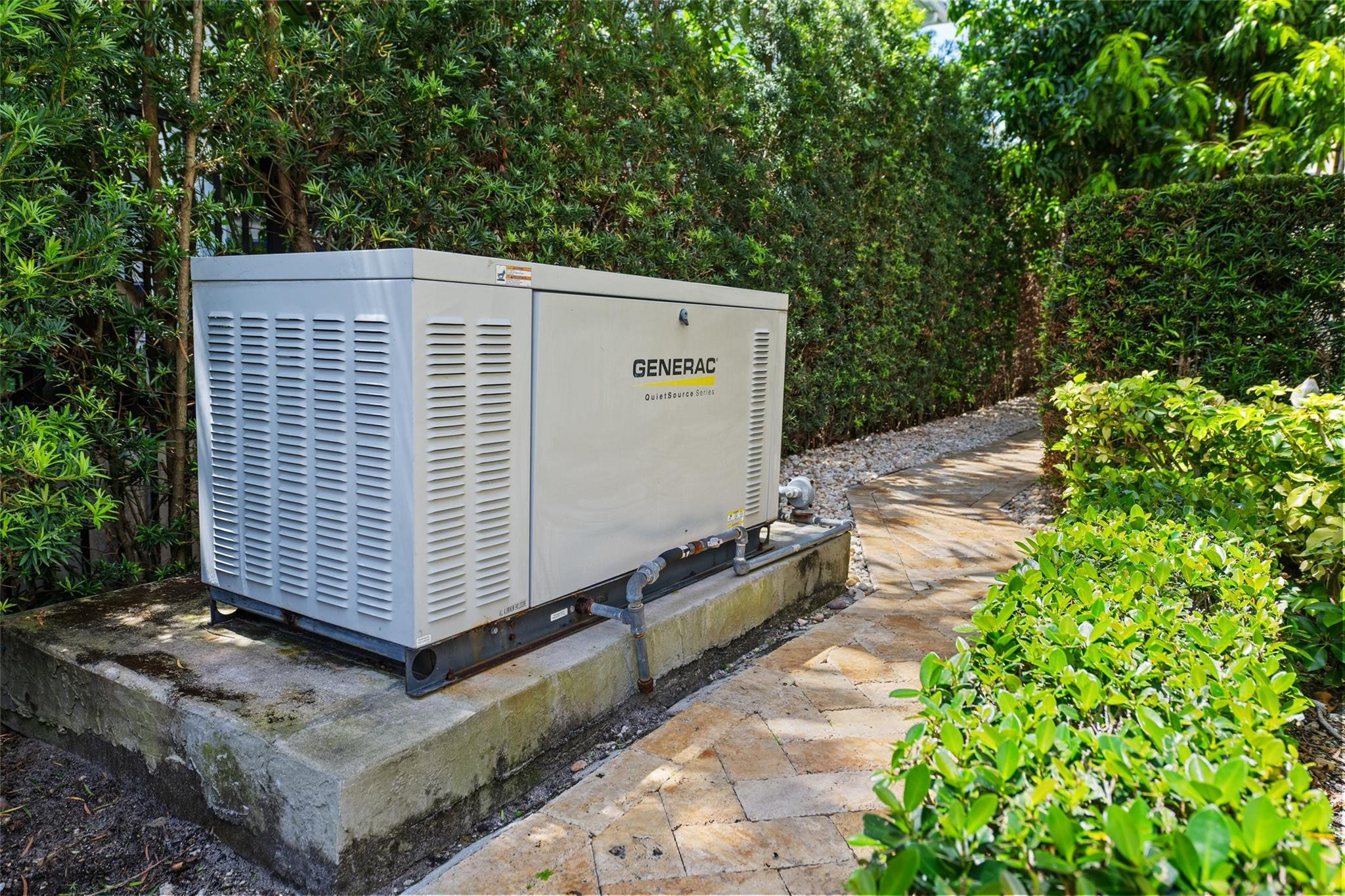 508 Isle Of Palms Dr