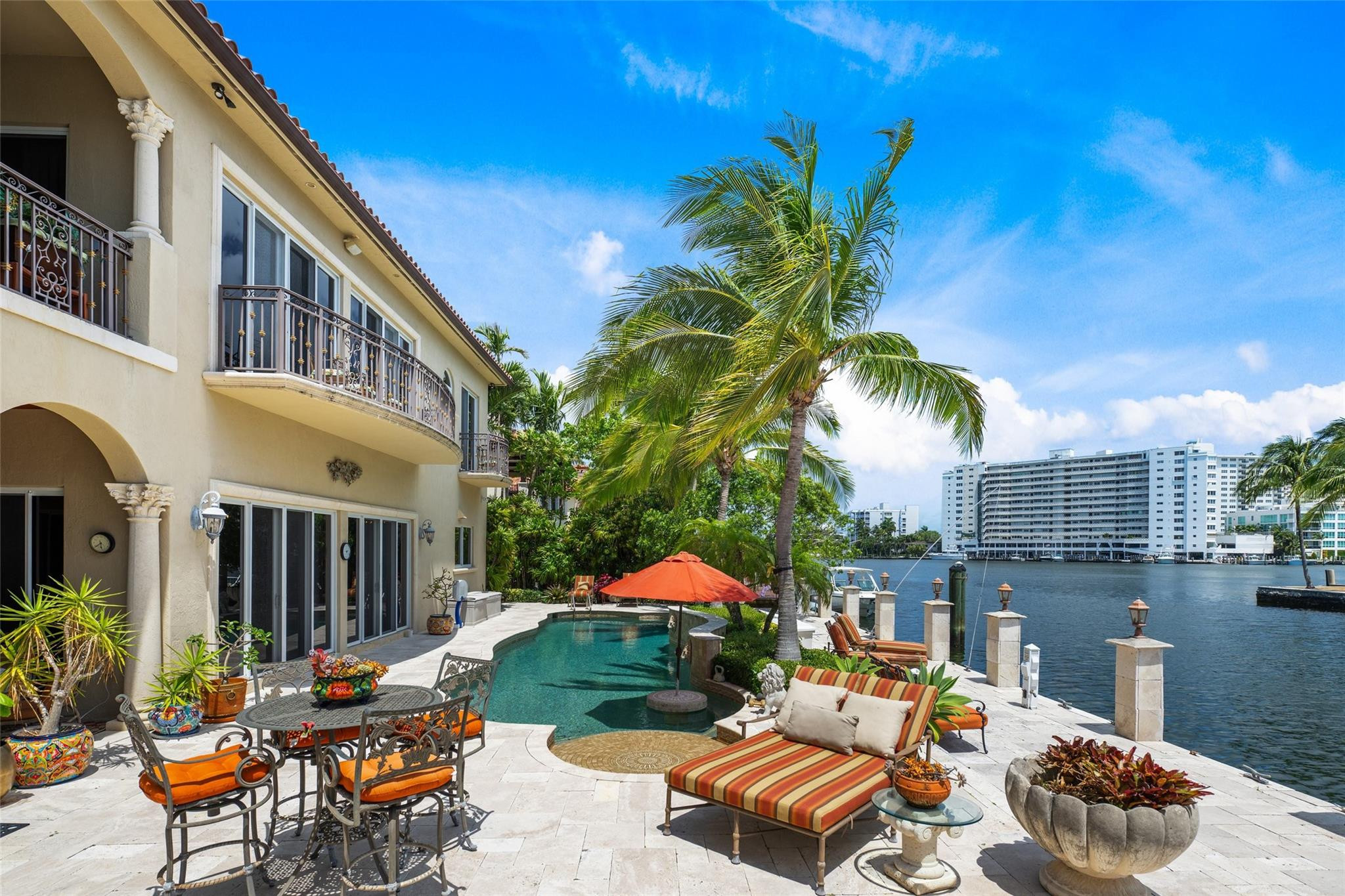 508 Isle Of Palms Dr