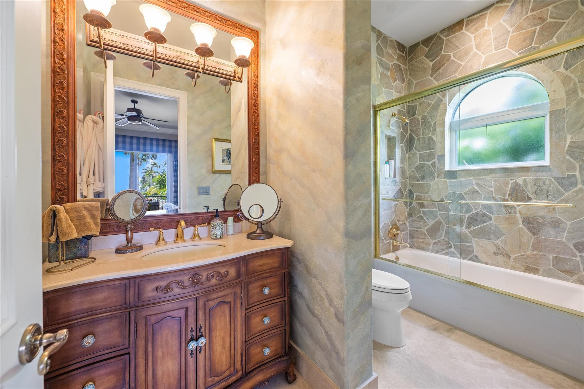 508 Isle Of Palms Dr