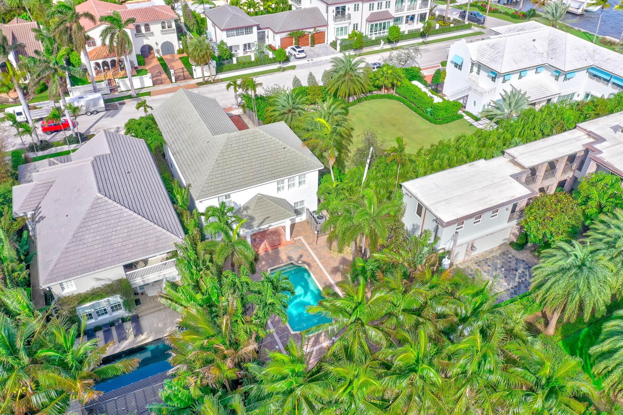 2626 Alamanda Ct