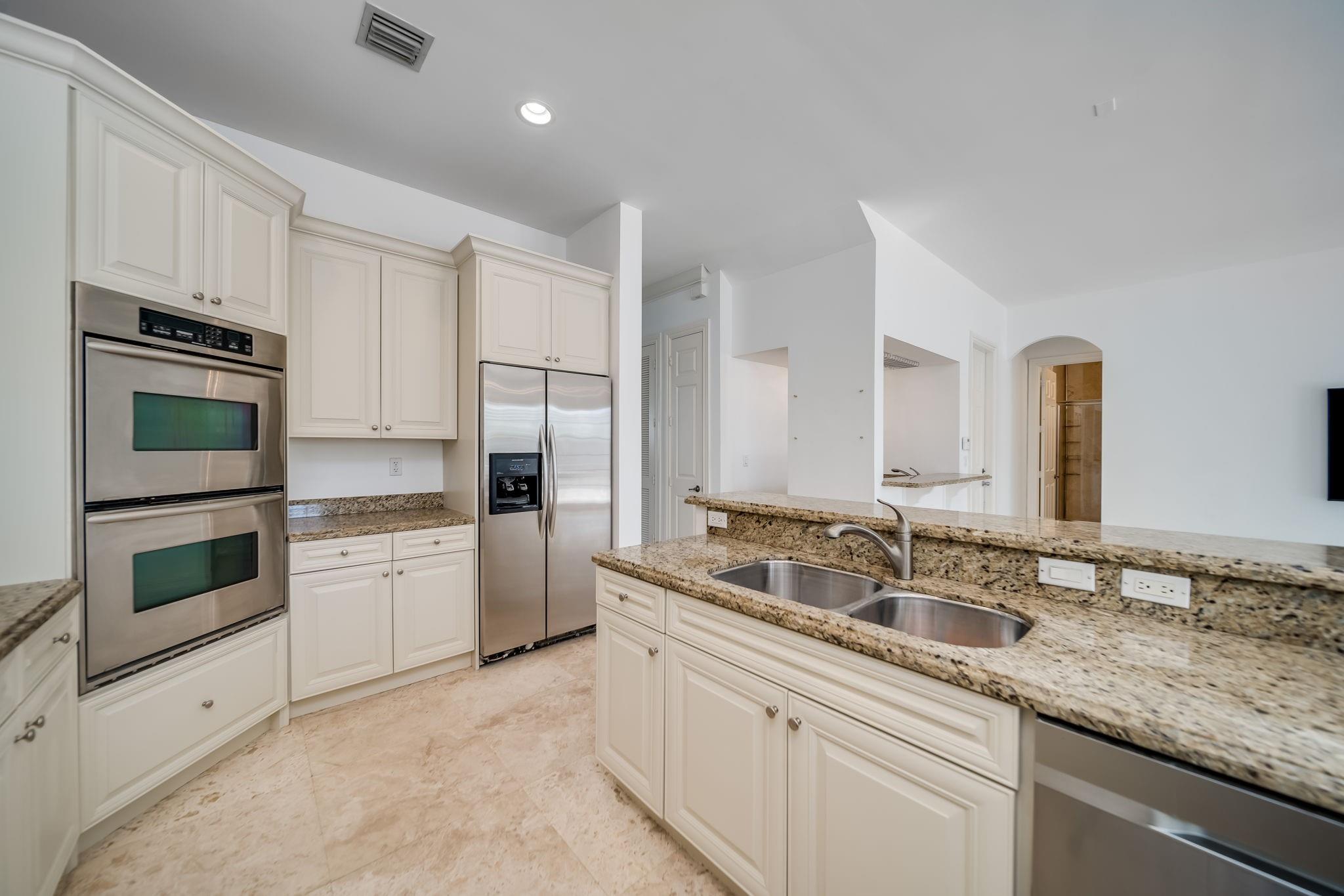 2626 Alamanda Ct
