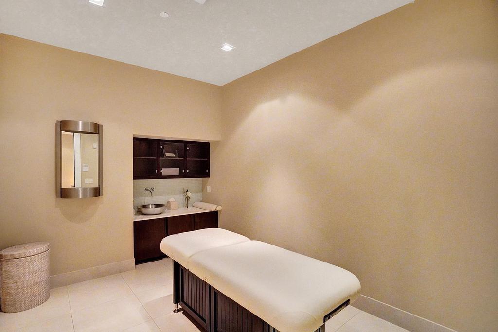 2831 N Ocean Blvd 905N