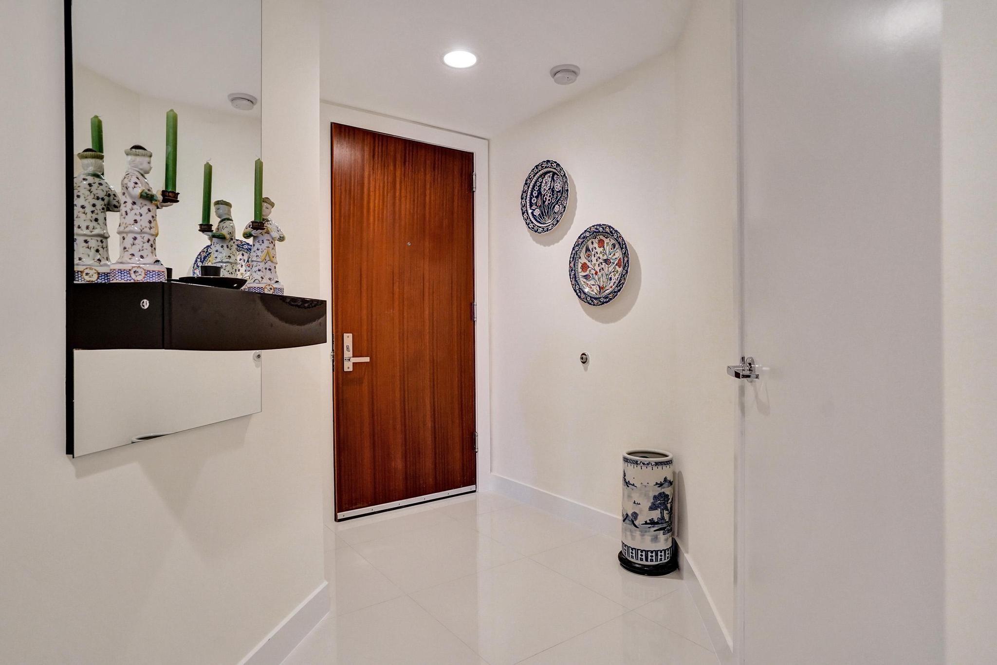 2831 N Ocean Blvd 905N