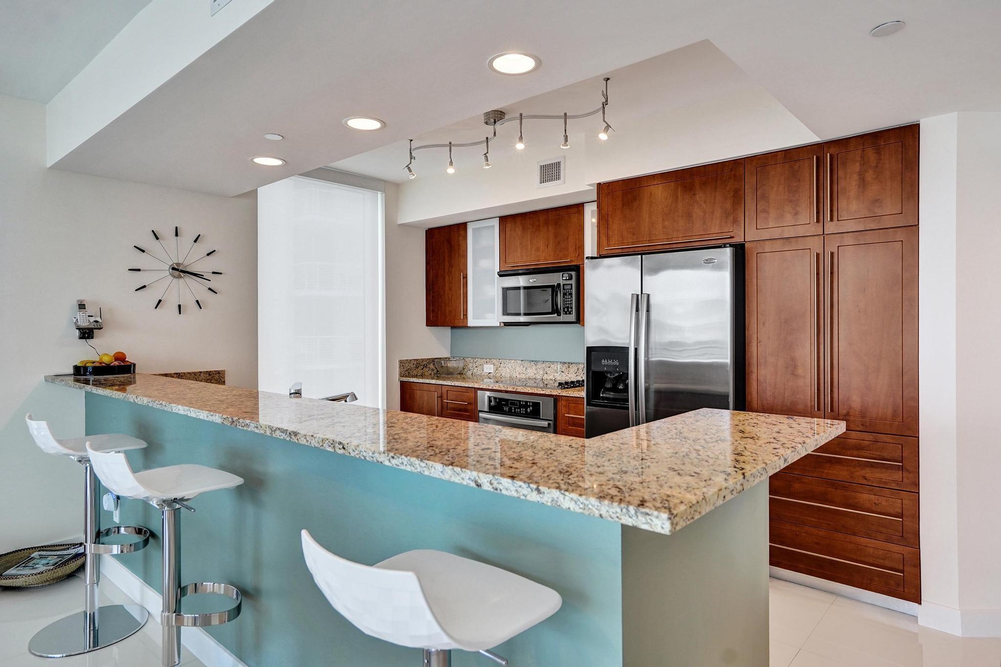 2831 N Ocean Blvd 905N