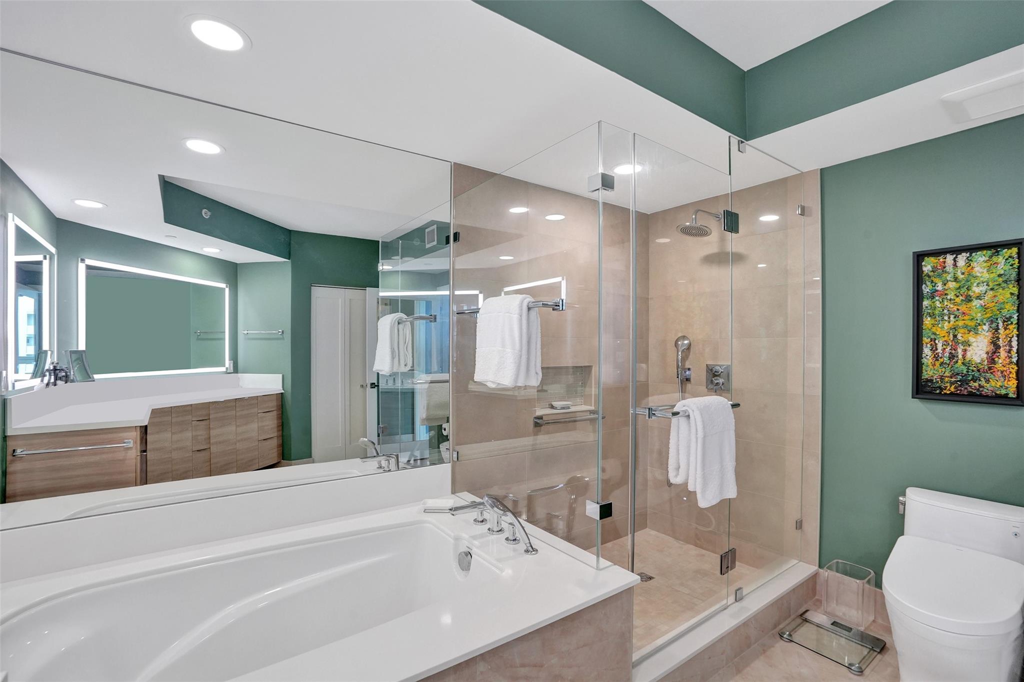 2831 N Ocean Blvd 905N